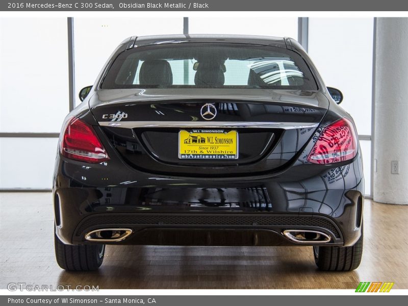 Obsidian Black Metallic / Black 2016 Mercedes-Benz C 300 Sedan