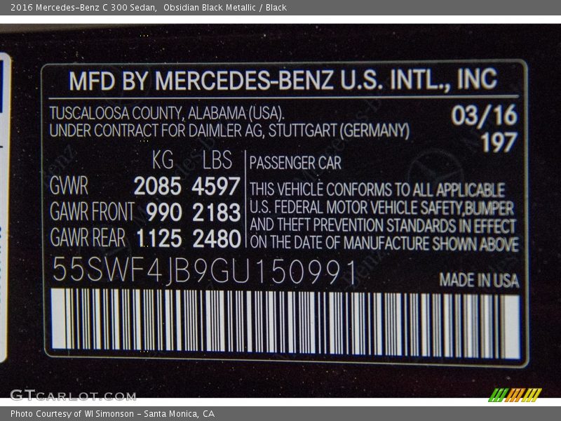 Obsidian Black Metallic / Black 2016 Mercedes-Benz C 300 Sedan