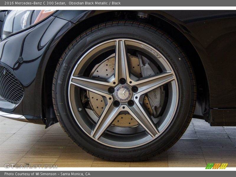Obsidian Black Metallic / Black 2016 Mercedes-Benz C 300 Sedan