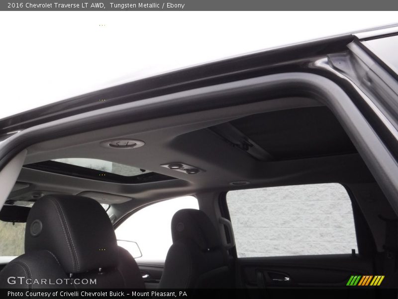 Tungsten Metallic / Ebony 2016 Chevrolet Traverse LT AWD