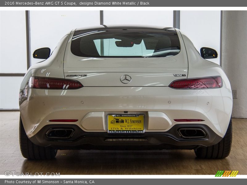 designo Diamond White Metallic / Black 2016 Mercedes-Benz AMG GT S Coupe
