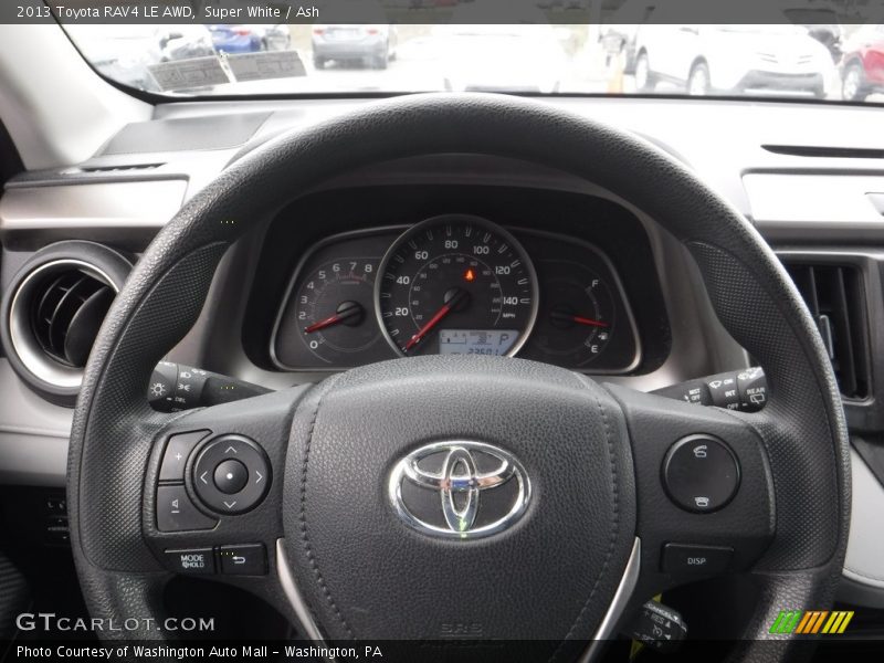 Super White / Ash 2013 Toyota RAV4 LE AWD