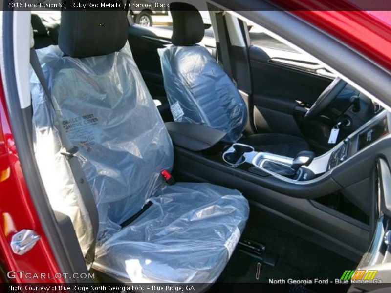 Ruby Red Metallic / Charcoal Black 2016 Ford Fusion SE