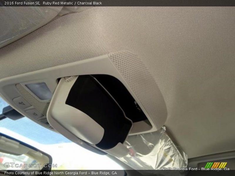 Ruby Red Metallic / Charcoal Black 2016 Ford Fusion SE
