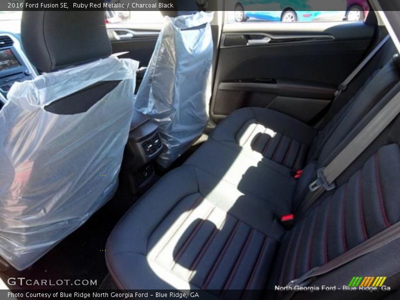 Ruby Red Metallic / Charcoal Black 2016 Ford Fusion SE