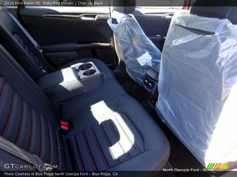 Ruby Red Metallic / Charcoal Black 2016 Ford Fusion SE