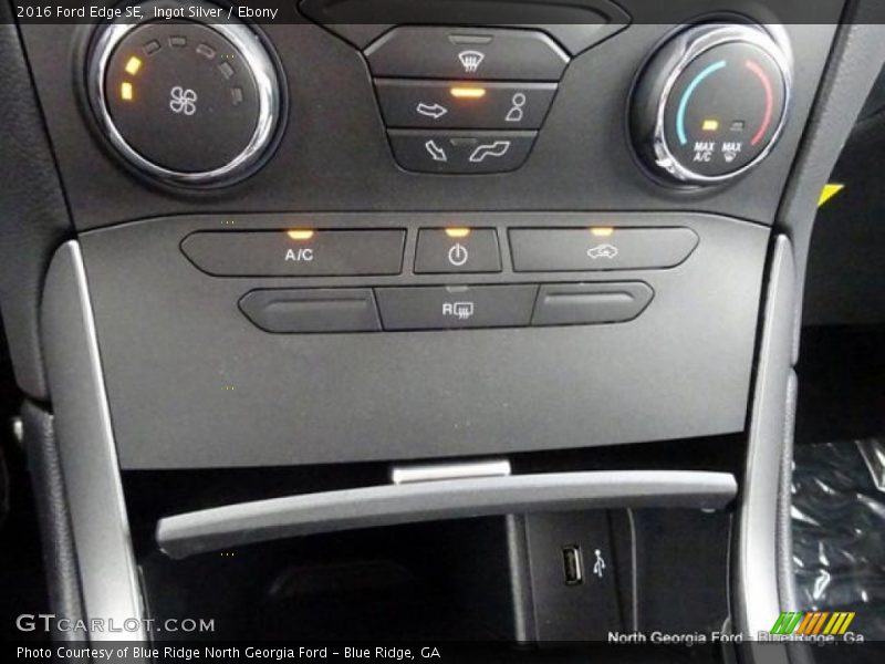 Ingot Silver / Ebony 2016 Ford Edge SE