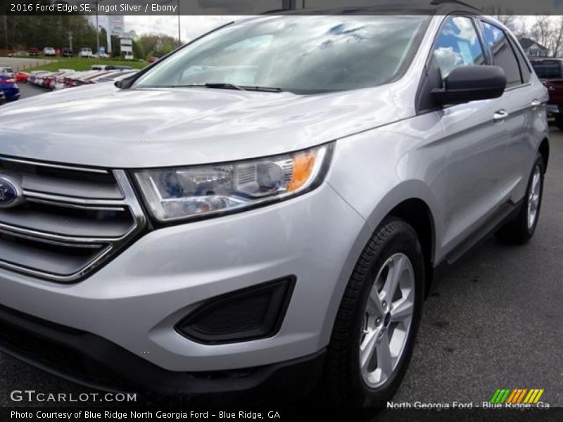 Ingot Silver / Ebony 2016 Ford Edge SE