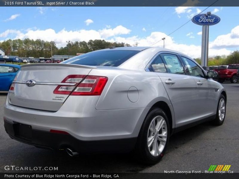 Ingot Silver / Charcoal Black 2016 Ford Taurus SEL