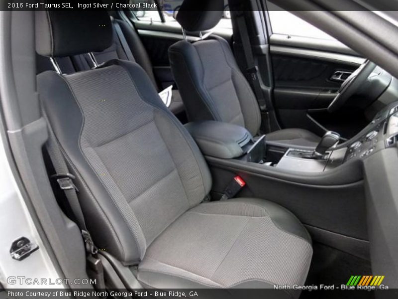 Ingot Silver / Charcoal Black 2016 Ford Taurus SEL