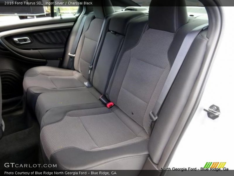 Ingot Silver / Charcoal Black 2016 Ford Taurus SEL