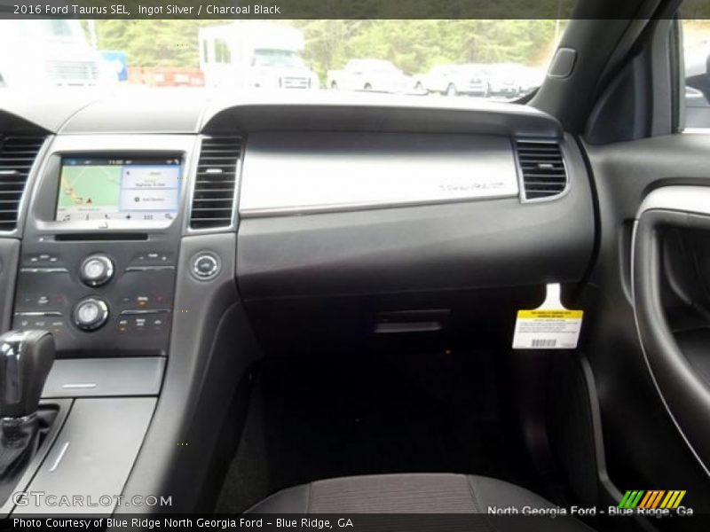 Ingot Silver / Charcoal Black 2016 Ford Taurus SEL