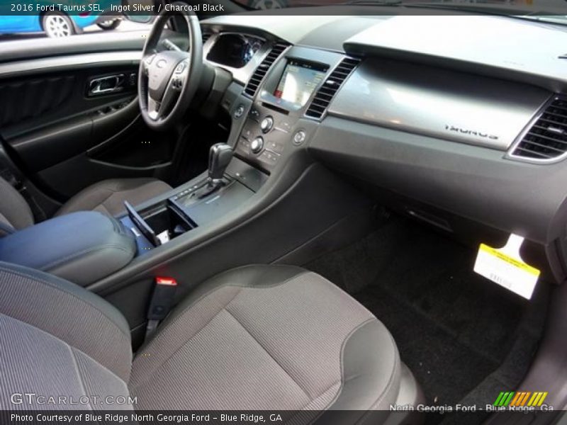 Ingot Silver / Charcoal Black 2016 Ford Taurus SEL