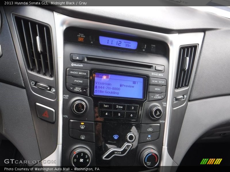 Midnight Black / Gray 2013 Hyundai Sonata GLS