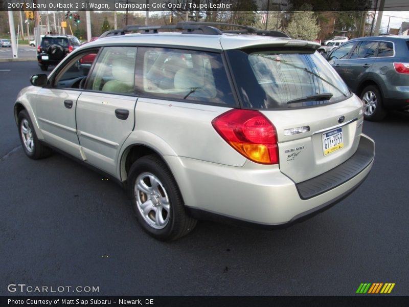 Champagne Gold Opal / Taupe Leather 2007 Subaru Outback 2.5i Wagon