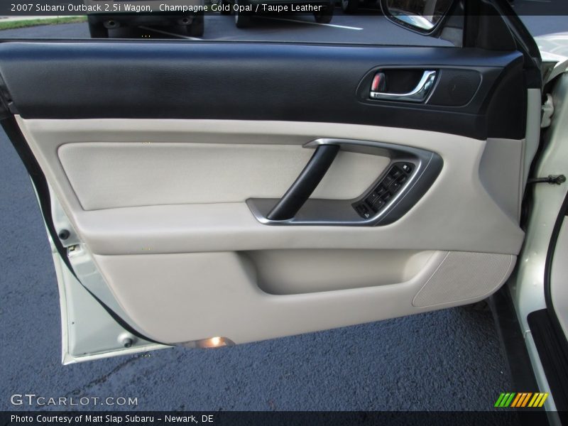 Champagne Gold Opal / Taupe Leather 2007 Subaru Outback 2.5i Wagon