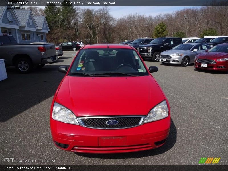 Infra-Red / Charcoal/Charcoal 2006 Ford Focus ZX5 S Hatchback