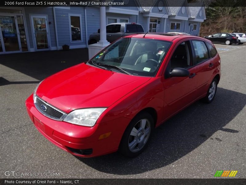 Infra-Red / Charcoal/Charcoal 2006 Ford Focus ZX5 S Hatchback