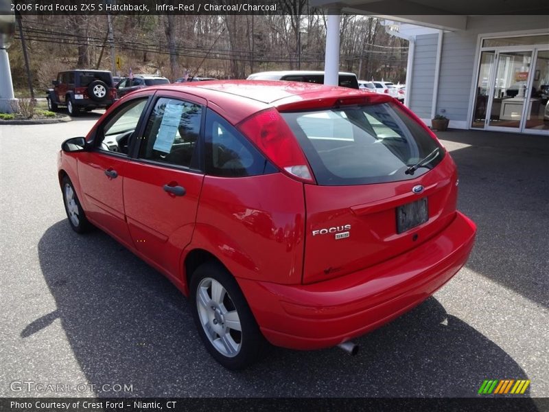 Infra-Red / Charcoal/Charcoal 2006 Ford Focus ZX5 S Hatchback