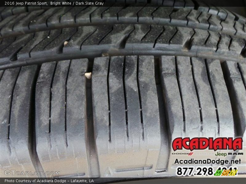 Bright White / Dark Slate Gray 2016 Jeep Patriot Sport