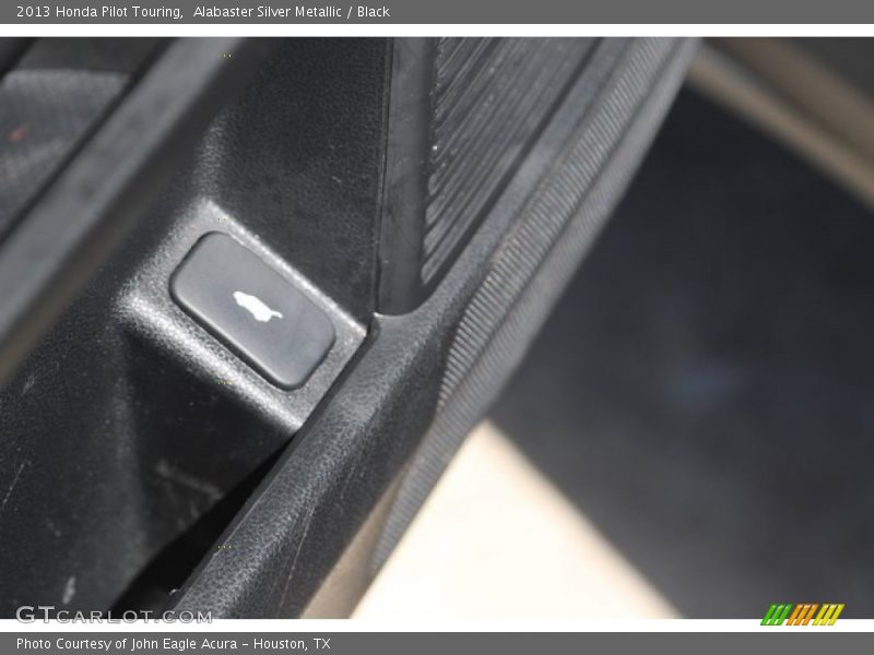 Alabaster Silver Metallic / Black 2013 Honda Pilot Touring