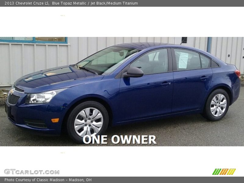 Blue Topaz Metallic / Jet Black/Medium Titanium 2013 Chevrolet Cruze LS