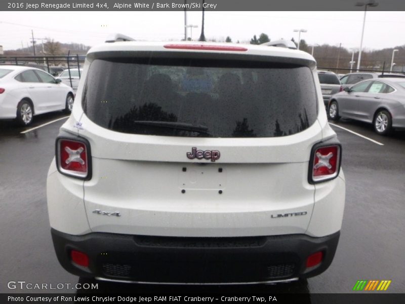 Alpine White / Bark Brown/Ski Grey 2016 Jeep Renegade Limited 4x4