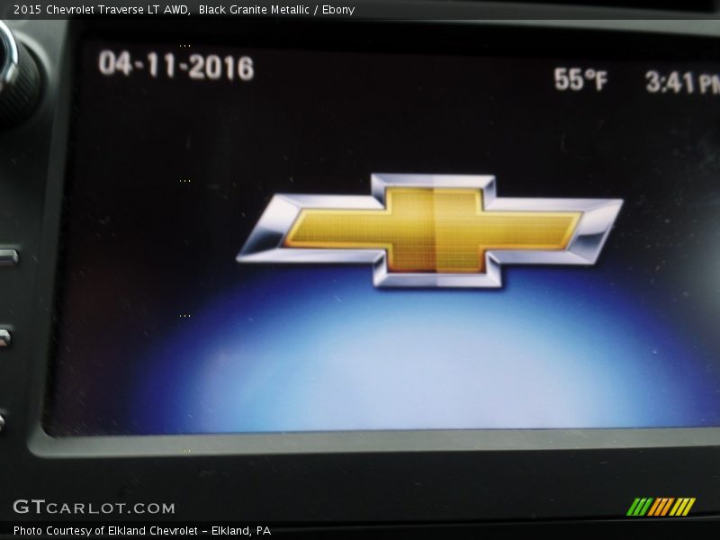 Black Granite Metallic / Ebony 2015 Chevrolet Traverse LT AWD