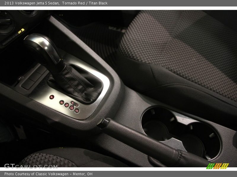 Tornado Red / Titan Black 2013 Volkswagen Jetta S Sedan