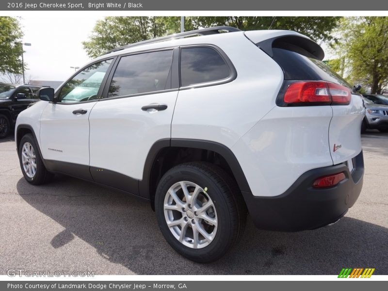 Bright White / Black 2016 Jeep Cherokee Sport