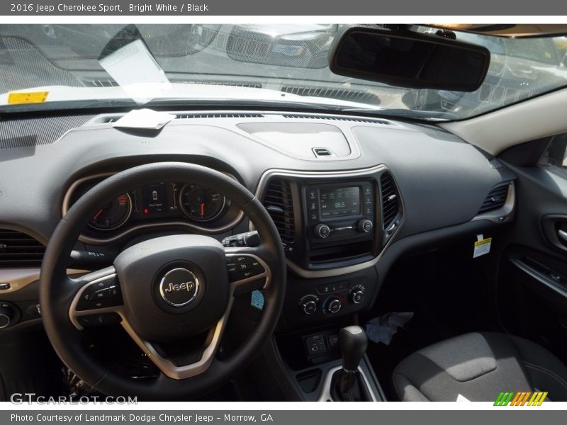 Bright White / Black 2016 Jeep Cherokee Sport