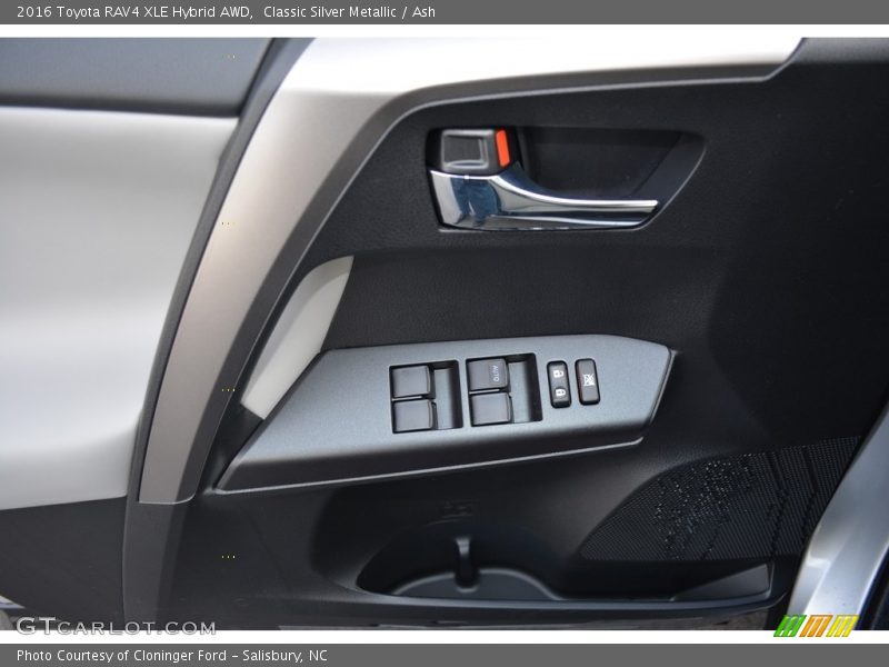 Classic Silver Metallic / Ash 2016 Toyota RAV4 XLE Hybrid AWD