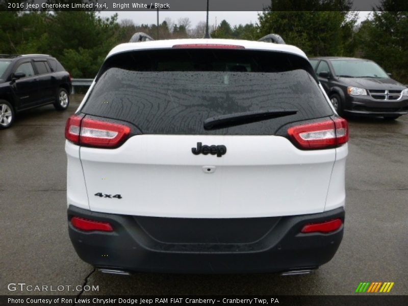 Bright White / Black 2016 Jeep Cherokee Limited 4x4