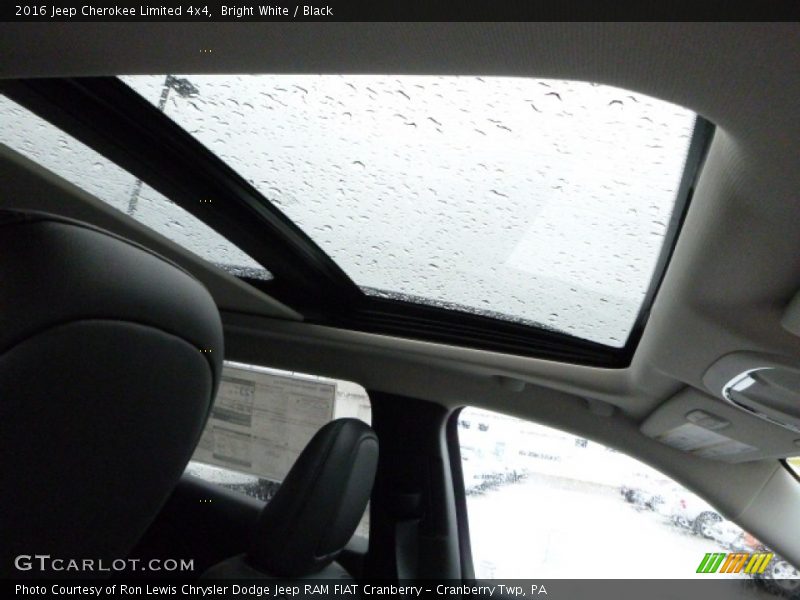 Bright White / Black 2016 Jeep Cherokee Limited 4x4