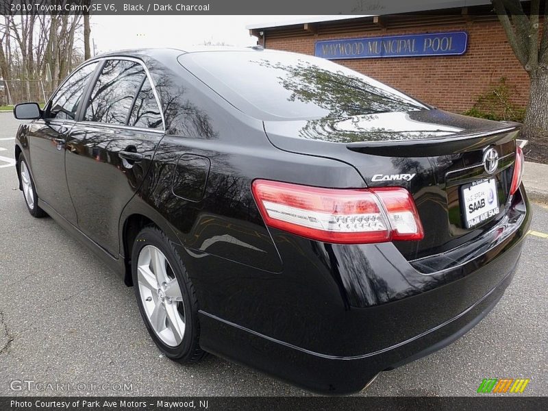 Black / Dark Charcoal 2010 Toyota Camry SE V6