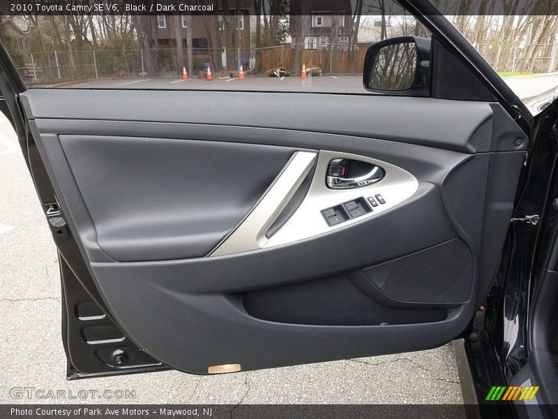Black / Dark Charcoal 2010 Toyota Camry SE V6