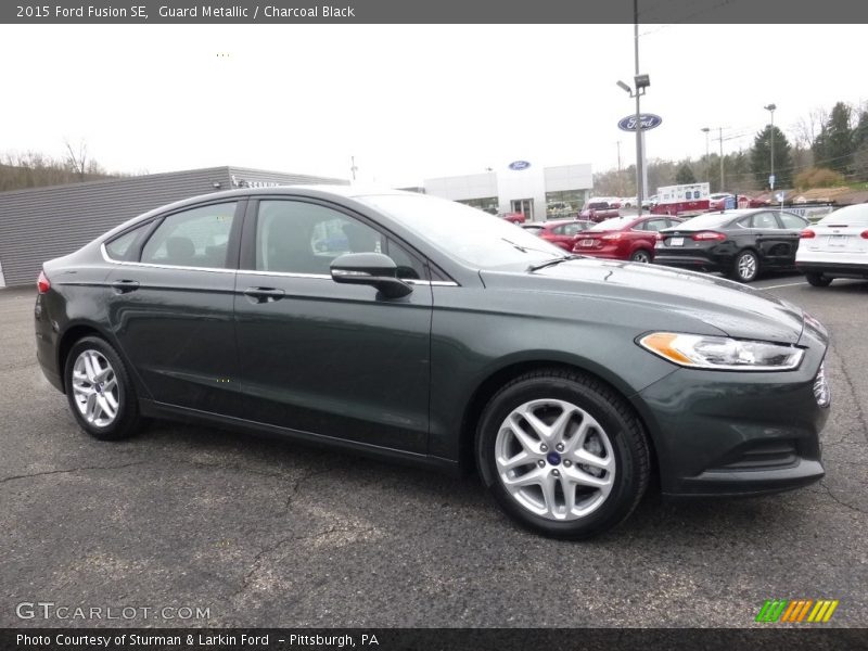 Guard Metallic / Charcoal Black 2015 Ford Fusion SE