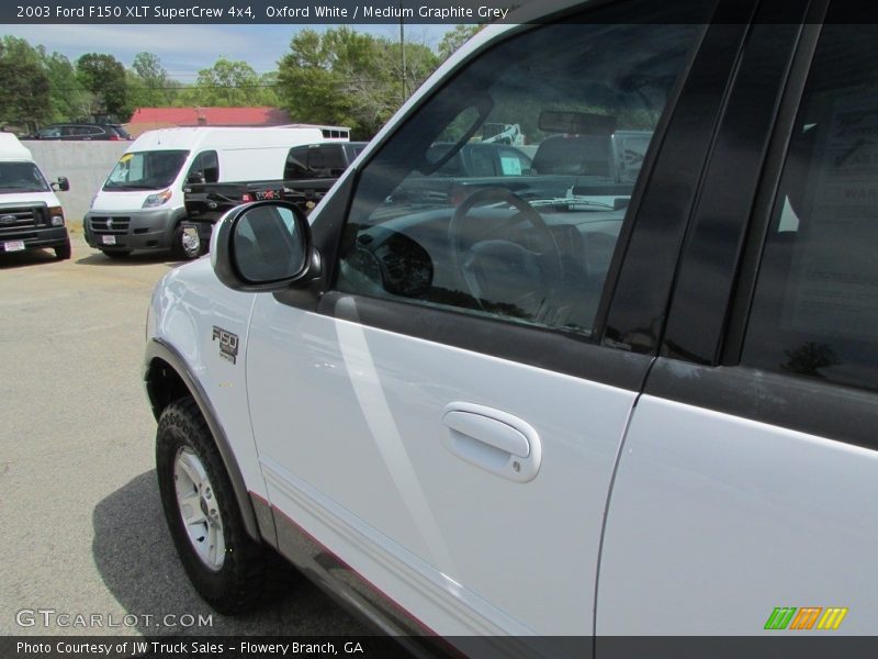 Oxford White / Medium Graphite Grey 2003 Ford F150 XLT SuperCrew 4x4