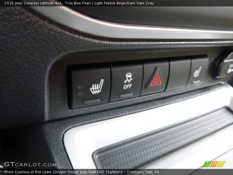 True Blue Pearl / Light Pebble Beige/Dark Slate Gray 2016 Jeep Compass Latitude 4x4