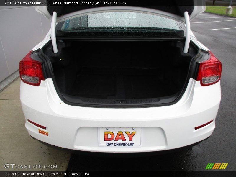 White Diamond Tricoat / Jet Black/Titanium 2013 Chevrolet Malibu LT