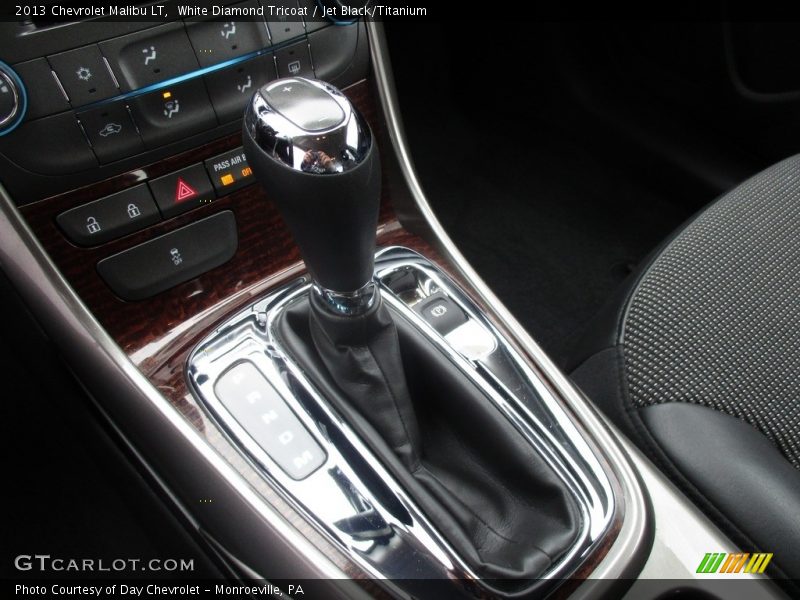 White Diamond Tricoat / Jet Black/Titanium 2013 Chevrolet Malibu LT