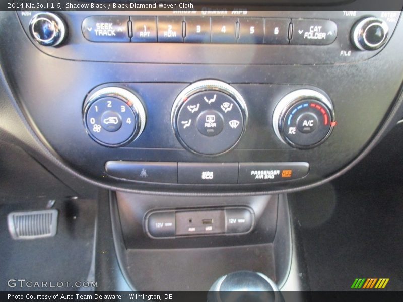 Shadow Black / Black Diamond Woven Cloth 2014 Kia Soul 1.6