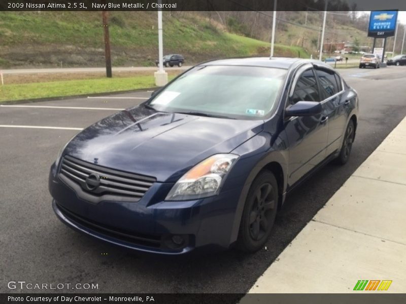 Front 3/4 View of 2009 Altima 2.5 SL