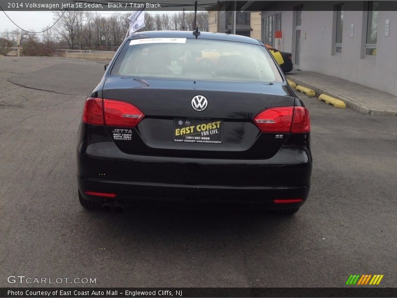 Black / Titan Black 2014 Volkswagen Jetta SE Sedan