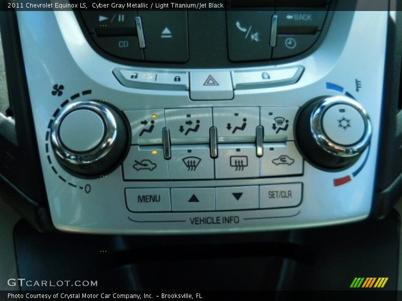 Cyber Gray Metallic / Light Titanium/Jet Black 2011 Chevrolet Equinox LS