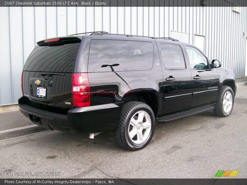 Black / Ebony 2007 Chevrolet Suburban 1500 LTZ 4x4
