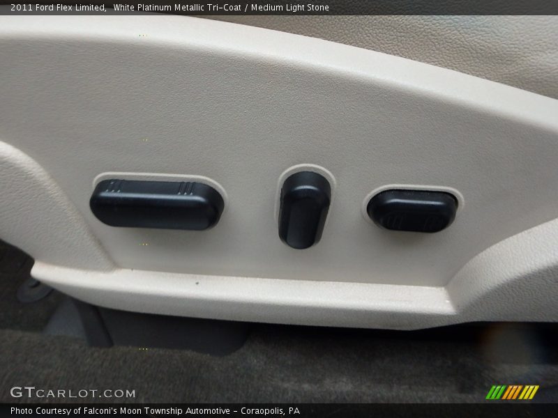 White Platinum Metallic Tri-Coat / Medium Light Stone 2011 Ford Flex Limited