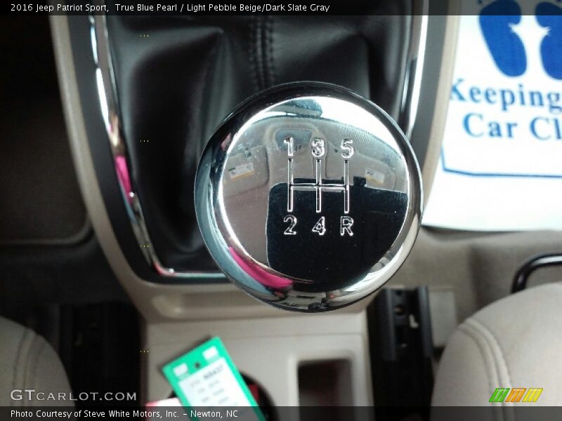 True Blue Pearl / Light Pebble Beige/Dark Slate Gray 2016 Jeep Patriot Sport