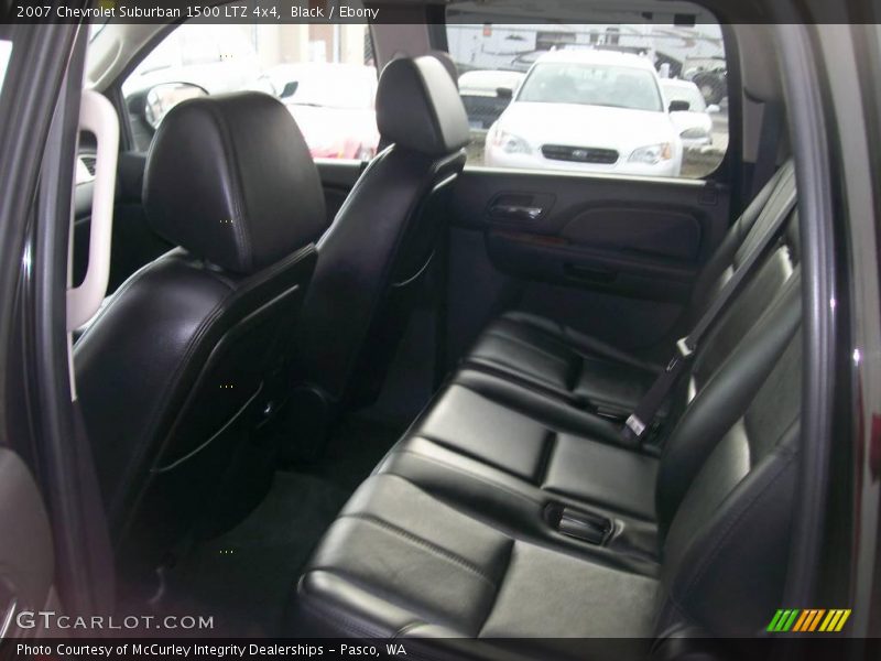 Black / Ebony 2007 Chevrolet Suburban 1500 LTZ 4x4