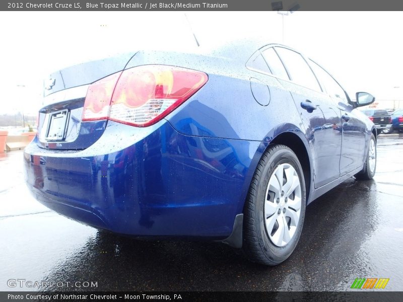 Blue Topaz Metallic / Jet Black/Medium Titanium 2012 Chevrolet Cruze LS
